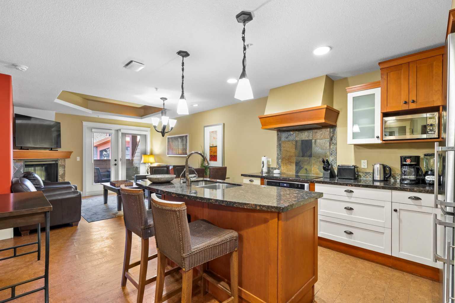 191 Kananaskis Way 301