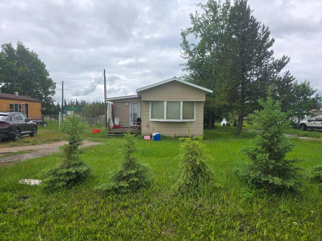 Photo of 72133 Range Road 11 #305, DeBolt, AB T0H 1B0 (MLS # A2322205)