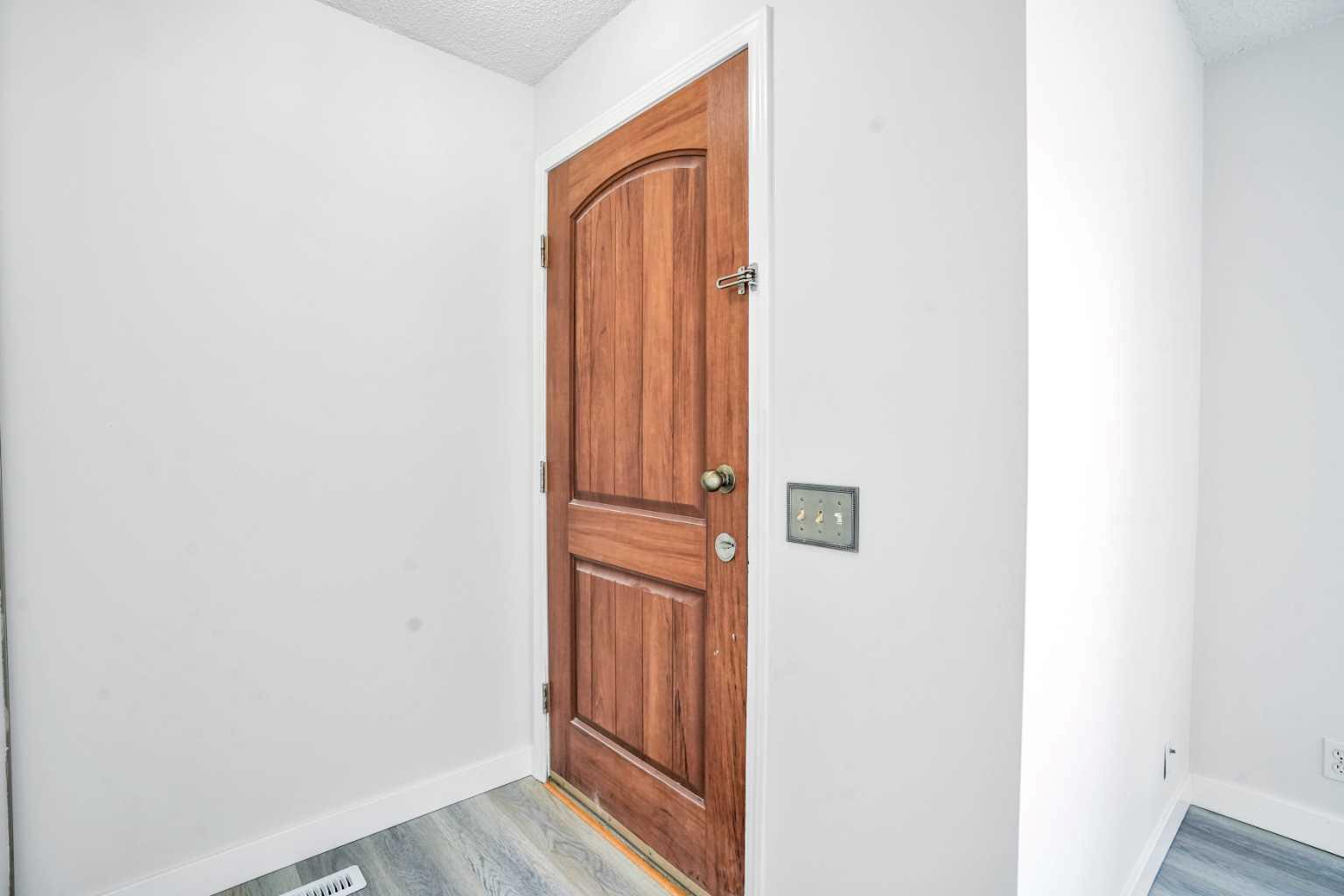 171 erin ridge Road SE