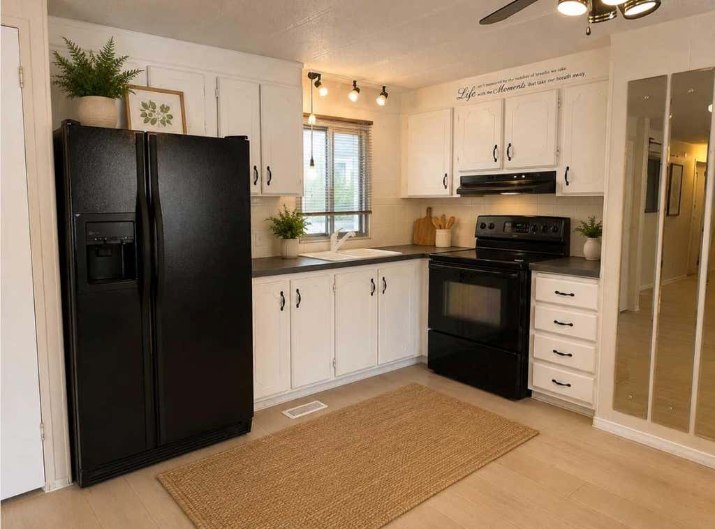 Photo of 2300 13 Street N #106, Lethbridge, AB T1H 4E8 (MLS # A2340701)