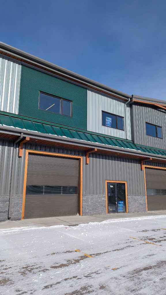 100 Alpine Meadows 1104 & 1204