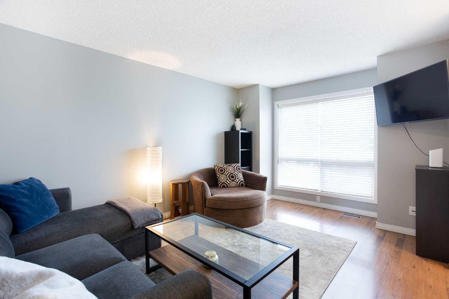 10 Deerfield Green SE