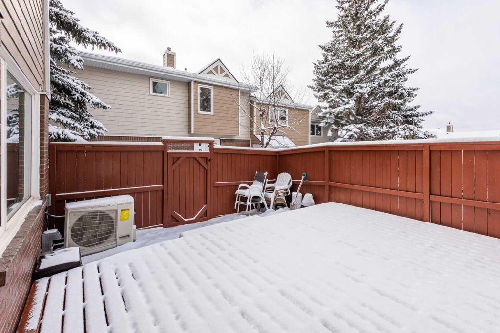 Photo of 3620 51 Street SW #14, Calgary, AB T3E 6N7 (MLS # A2293263)