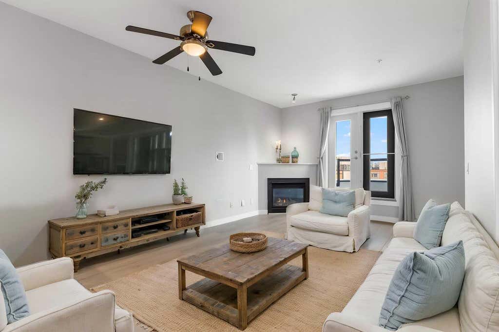 Photo of 880 Centre Avenue NE #405, Calgary, AB T2E 9C3 (MLS # A2331008)