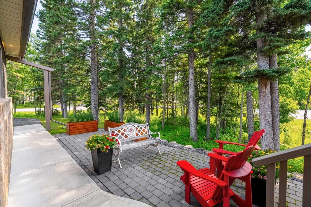 Photo of 82 Sunset Way, Priddis Greens, AB T0L 1W3 (MLS # A2338631)