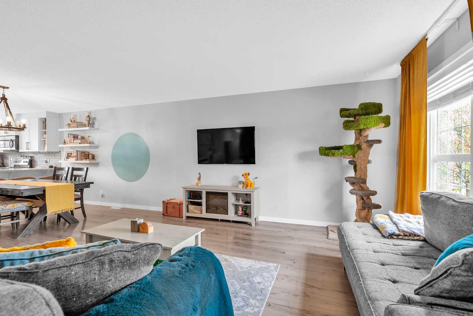 381 Legacy Boulevard SE