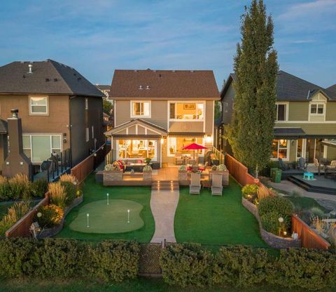 35 Cranarch Terrace SE Calgary AB T3M 1Z1