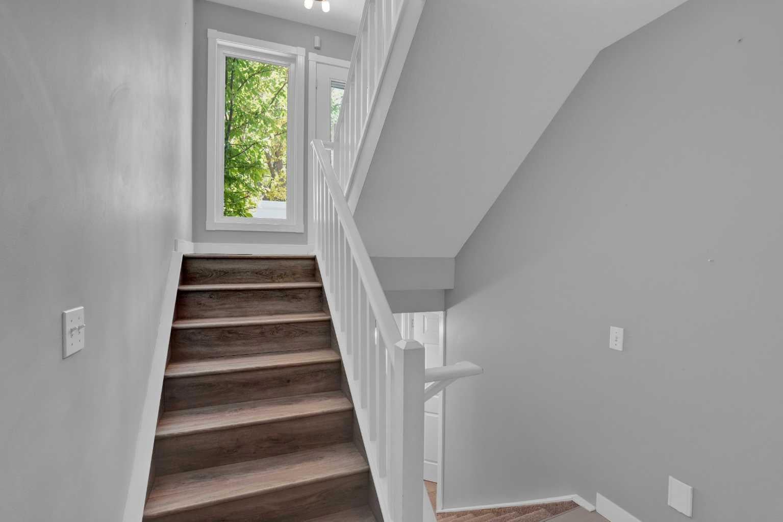 118 Candle Terrace SW