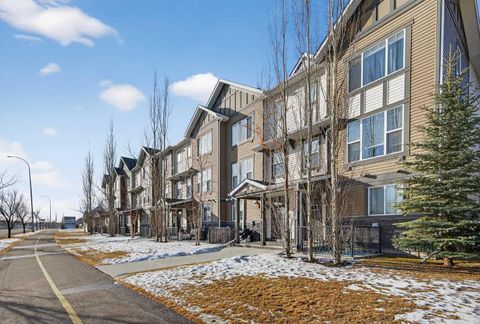 Photo of 258 New Brighton Walk SE, Calgary, AB T2Z 5C7 (MLS # A2280806)