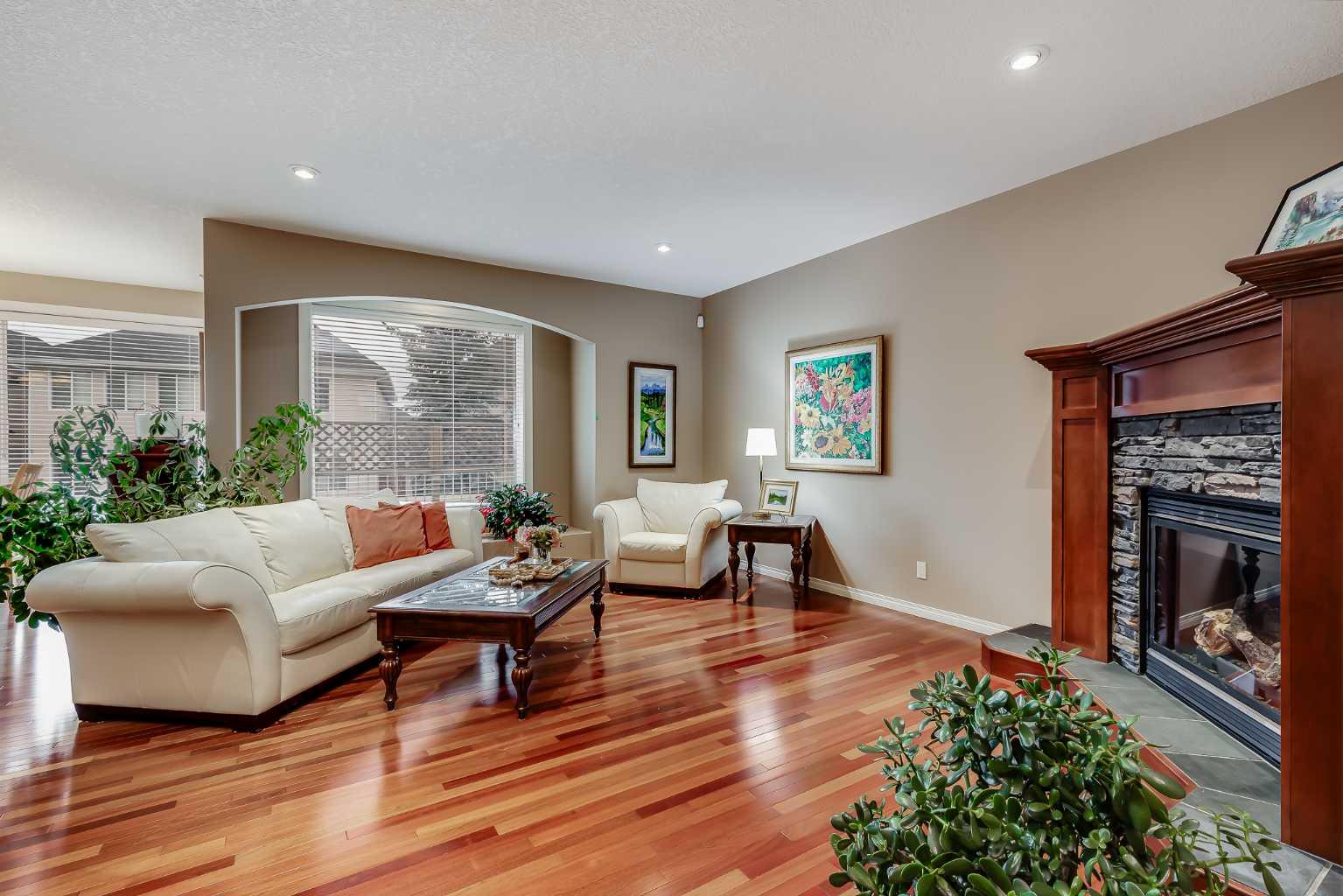 47 Tuscany Estates Close NW