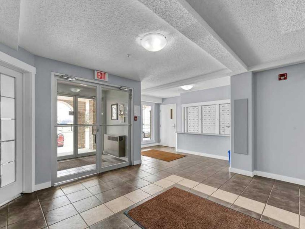 Photo of 204 17 Street E #214, Brooks, AB T1R 1R1 (MLS # A2318917)