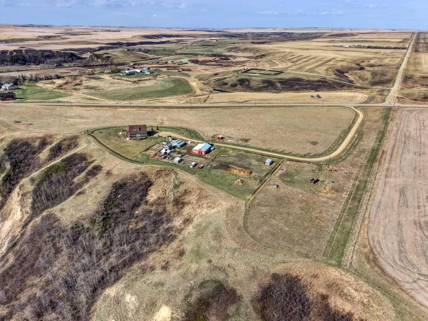 272041 Highway 840