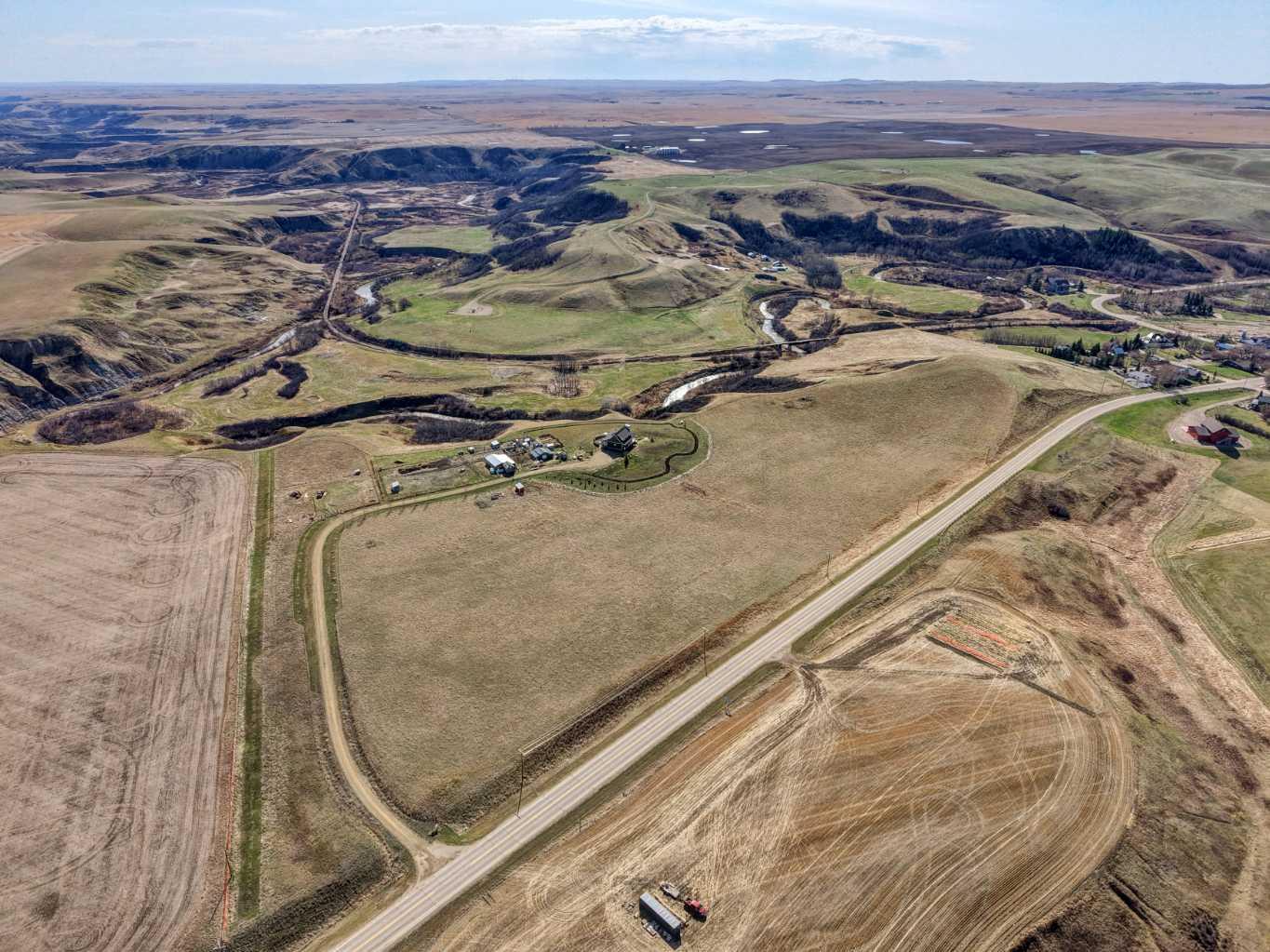 272041 Highway 840