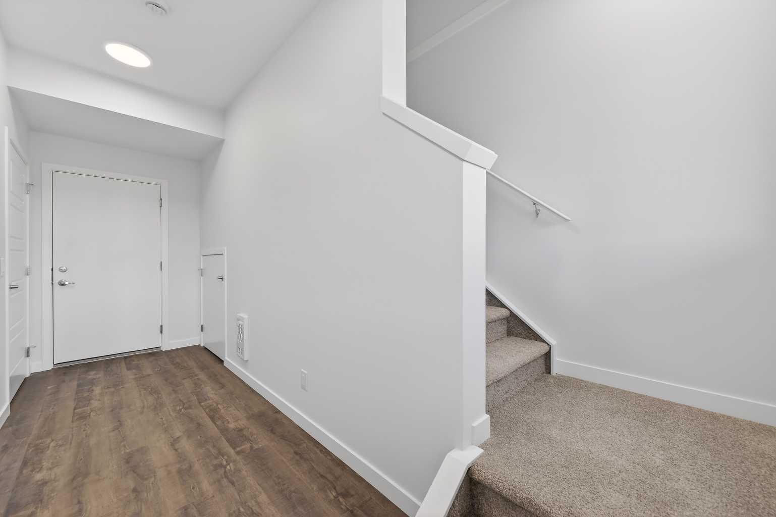 28 Red Embers Plaza NE 103