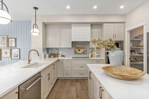 Property photo of 80 Magnolia Green Se, Calgary, AB T3m 3x8