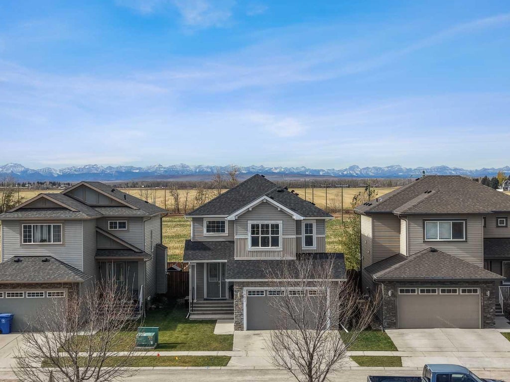 Photo of 1403 Monterey Drive SE, High River, AB T1V 0G8 (MLS # A2352194)