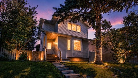 Photo of 15 Taraglen Court NE, Calgary, AB T3J 2M6 (MLS # A2346274)