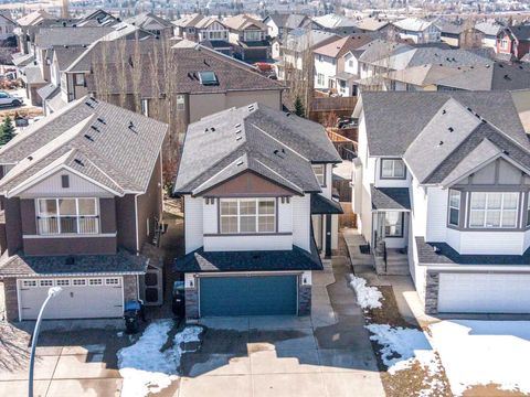 Photo of 47 Pantego Avenue NW, Calgary, AB T3K 0K6 (MLS # A2301114)