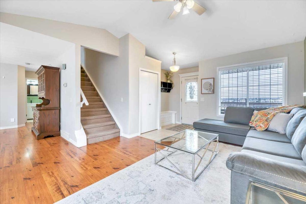 Photo of 90 Parklane Drive, Strathmore, AB T1P 1R2 (MLS # A2348413)