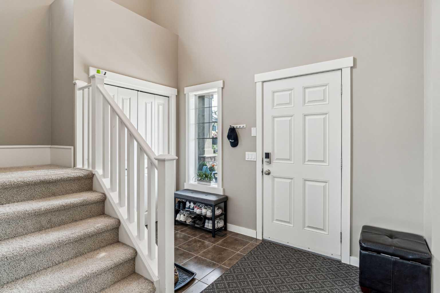 109 Elgin Meadows Manor SE
