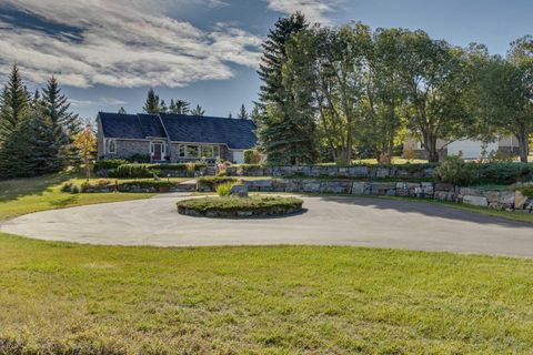 242042 36 Street E Rural Foothills County AB T1S 3P9