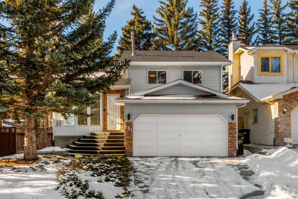 Photo of 131 Stratton Crescent SW, Calgary, AB T3H 1T7 (MLS # A2293052)
