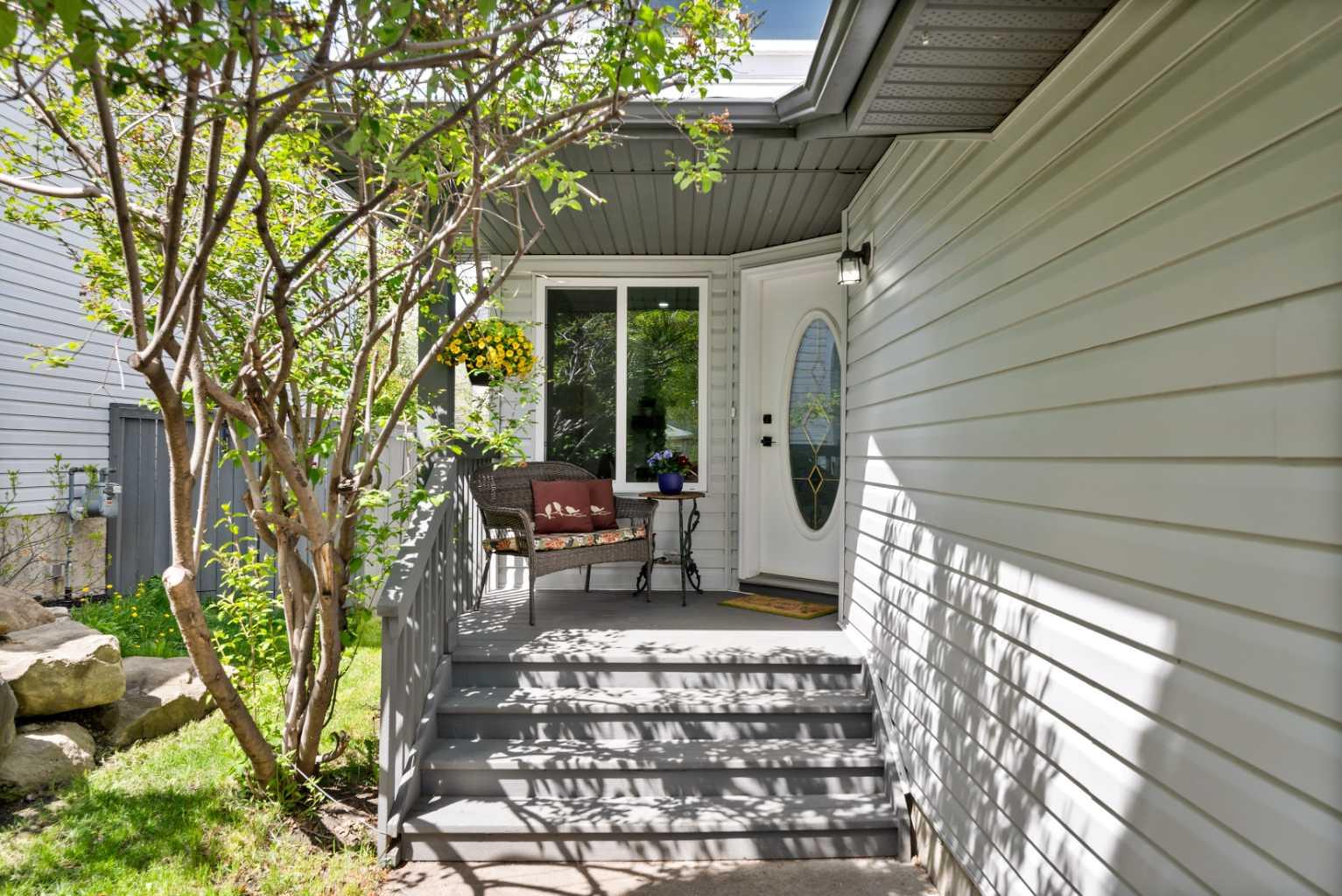 12 Bridlewood Road SW