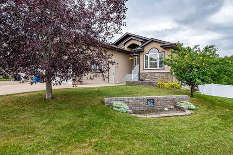 Photo of 62 Fieldstone Way, Sylvan Lake, AB T4S 0C3 (MLS # A2349274)