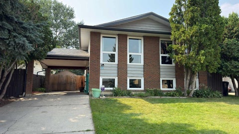 Photo of 71 Chippewa Crescent W, Lethbridge, AB T1K 5B4 (MLS # A2314509)