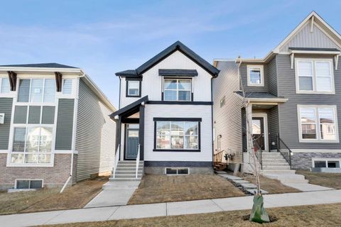 313 Ambleton Drive NW Calgary AB T3P 2B6