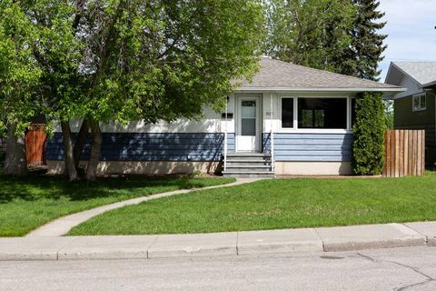 2620 38 Street SW Calgary AB T3E 3E8