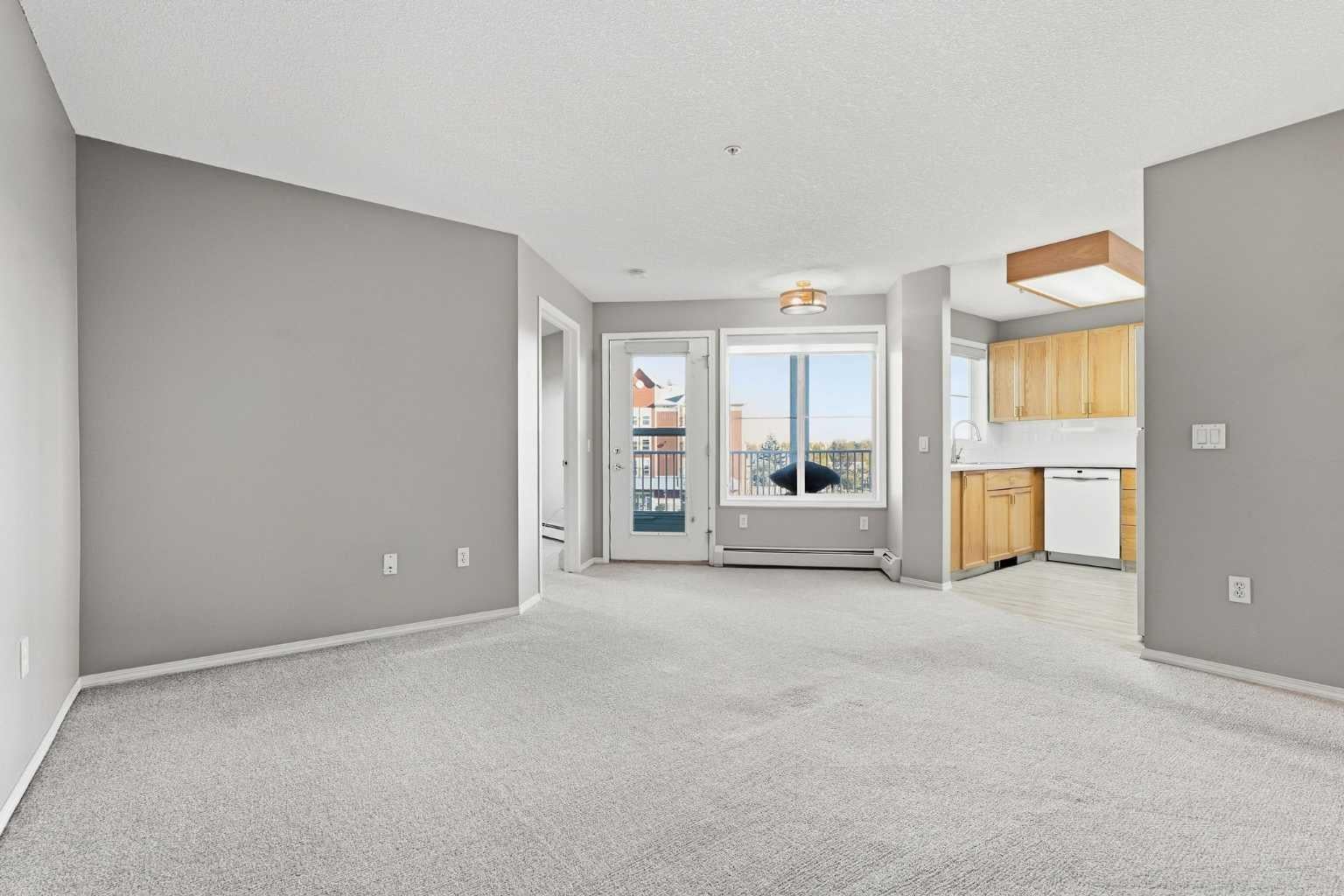 305 1 Avenue NW 316