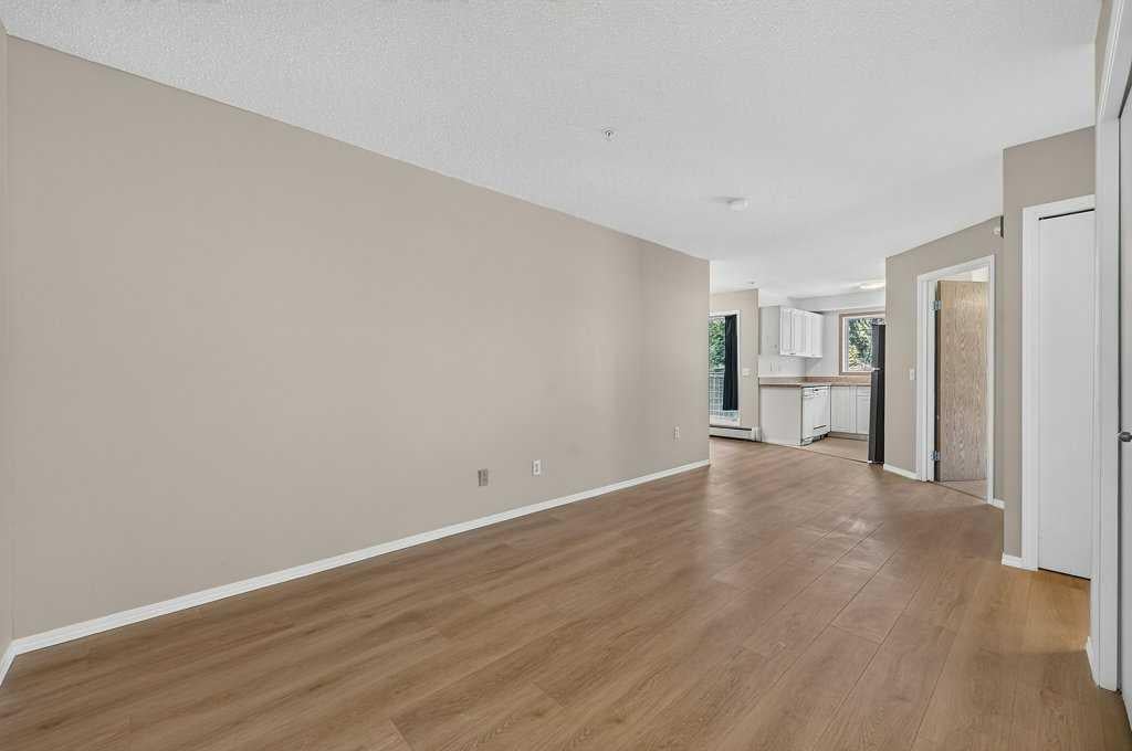 11 Somervale View SW 106