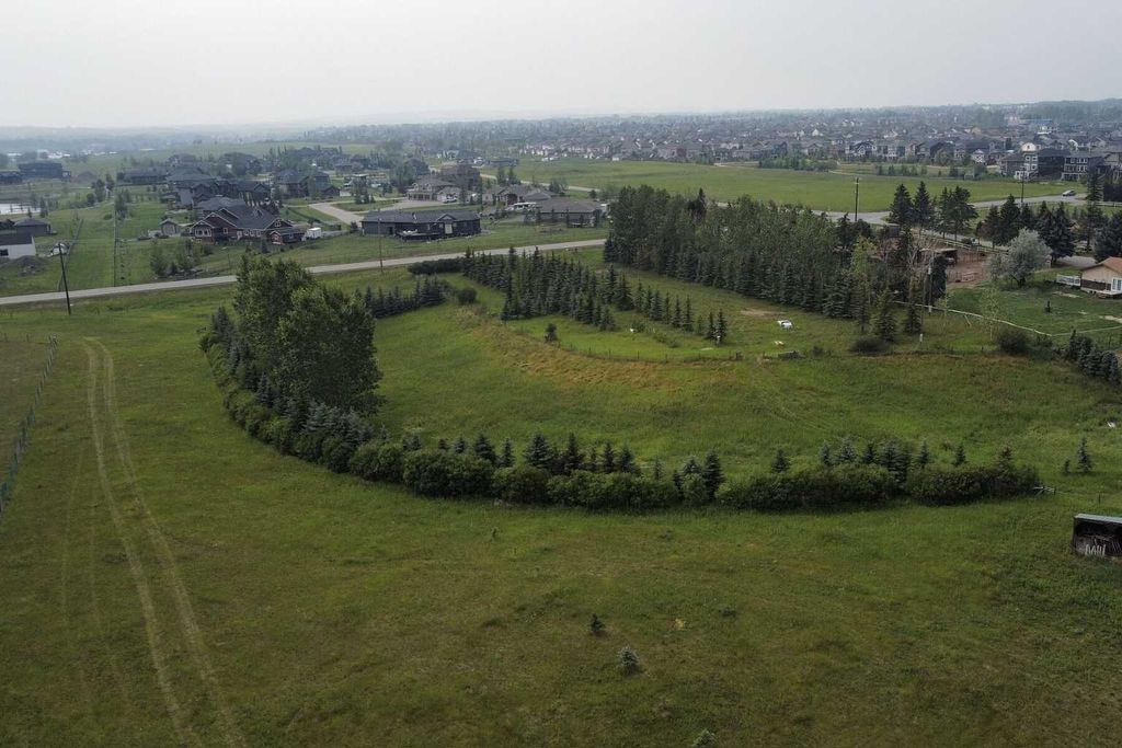 Photo of 48 Street E, Rural Foothills County, AB T1S 0R3 (MLS # A2310252)