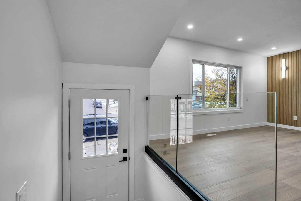 Photo of 28 Sandstone Hill NW, Calgary, AB T3K 2W7 (MLS # A2355742)