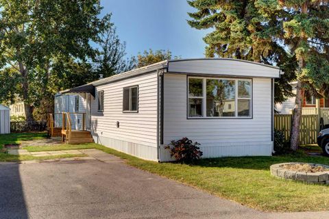 6724 17 Avenue SE 142 Calgary AB T2A 0W5