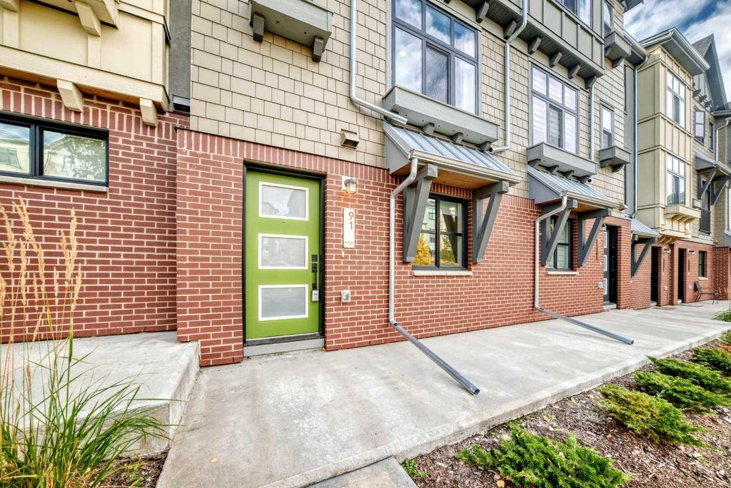 Photo of 91 Spring Willow Close SW, Calgary, AB T3H 3V8 (MLS # A2351756)