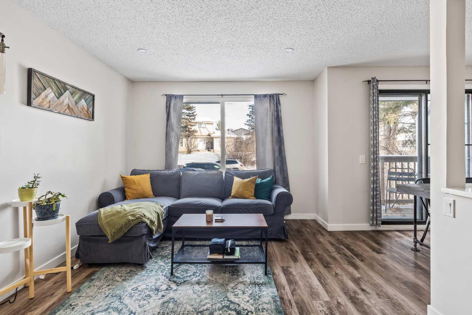 617 Albert Street SE