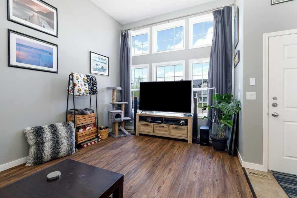 Photo of 19 Ibbotson Close, Red Deer, AB T4R 0C6 (MLS # A2310841)