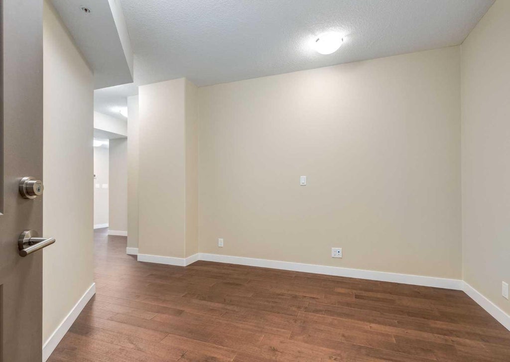 Photo of 32 Varsity Estates Circle NW #408, Calgary, AB T3A 2Y1 (MLS # A2329328)