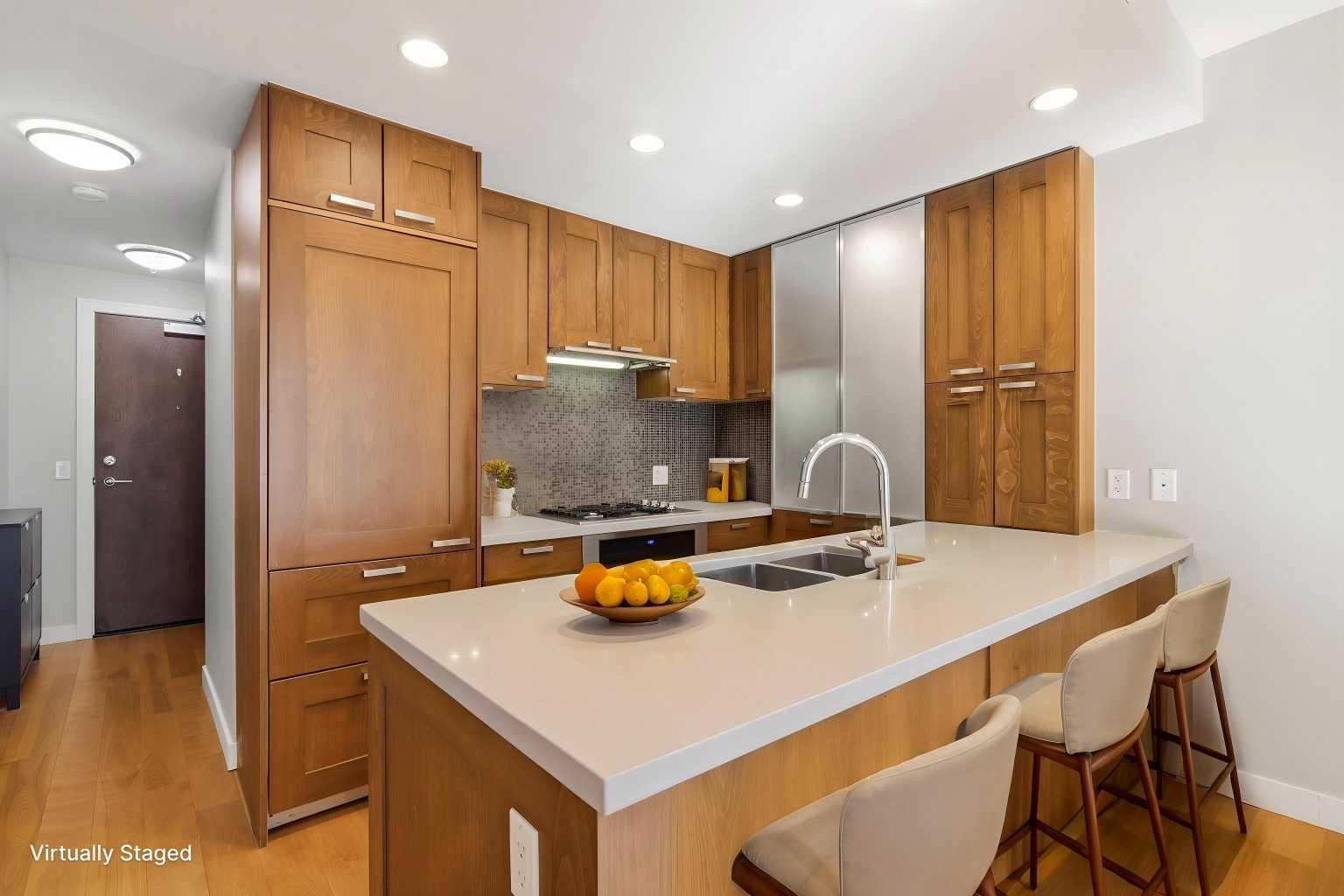 222 Riverfront Avenue SW 521