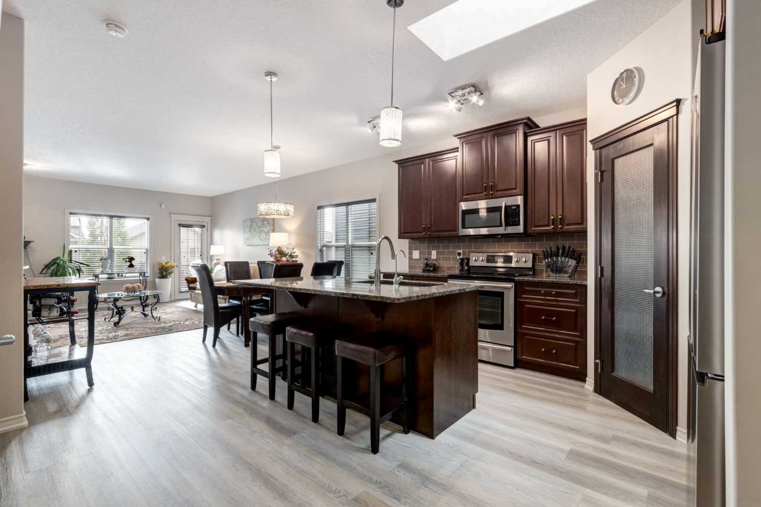 202 Silverado Bank Circle SW