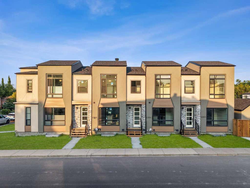 Photo of 2352 7 Street NW, Calgary, AB T2M 1T1 (MLS # A2340133)