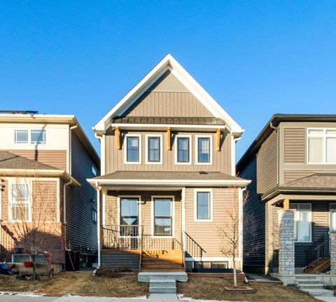 244 Lucas Avenue NW Calgary AB T3P 1N3