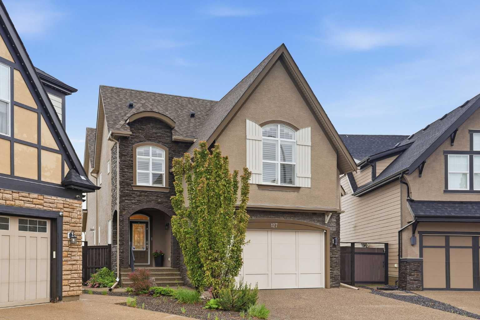127 Marquis Grove SE