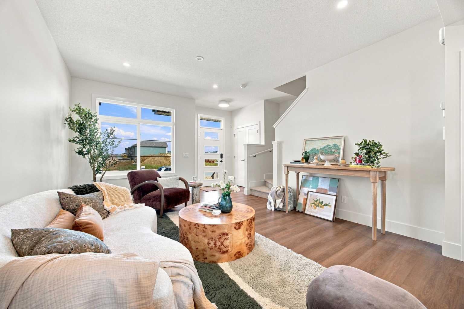 11 Tillotson Road