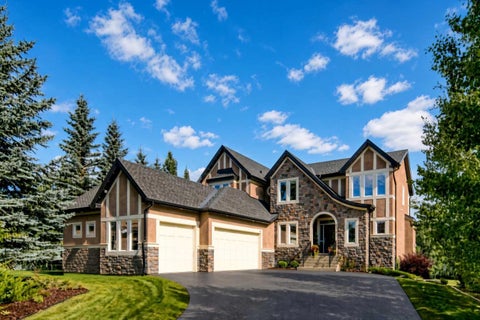 Photo of 136 Heritage Isle, Heritage Pointe, AB T1S 4J8 (MLS # A2338906)