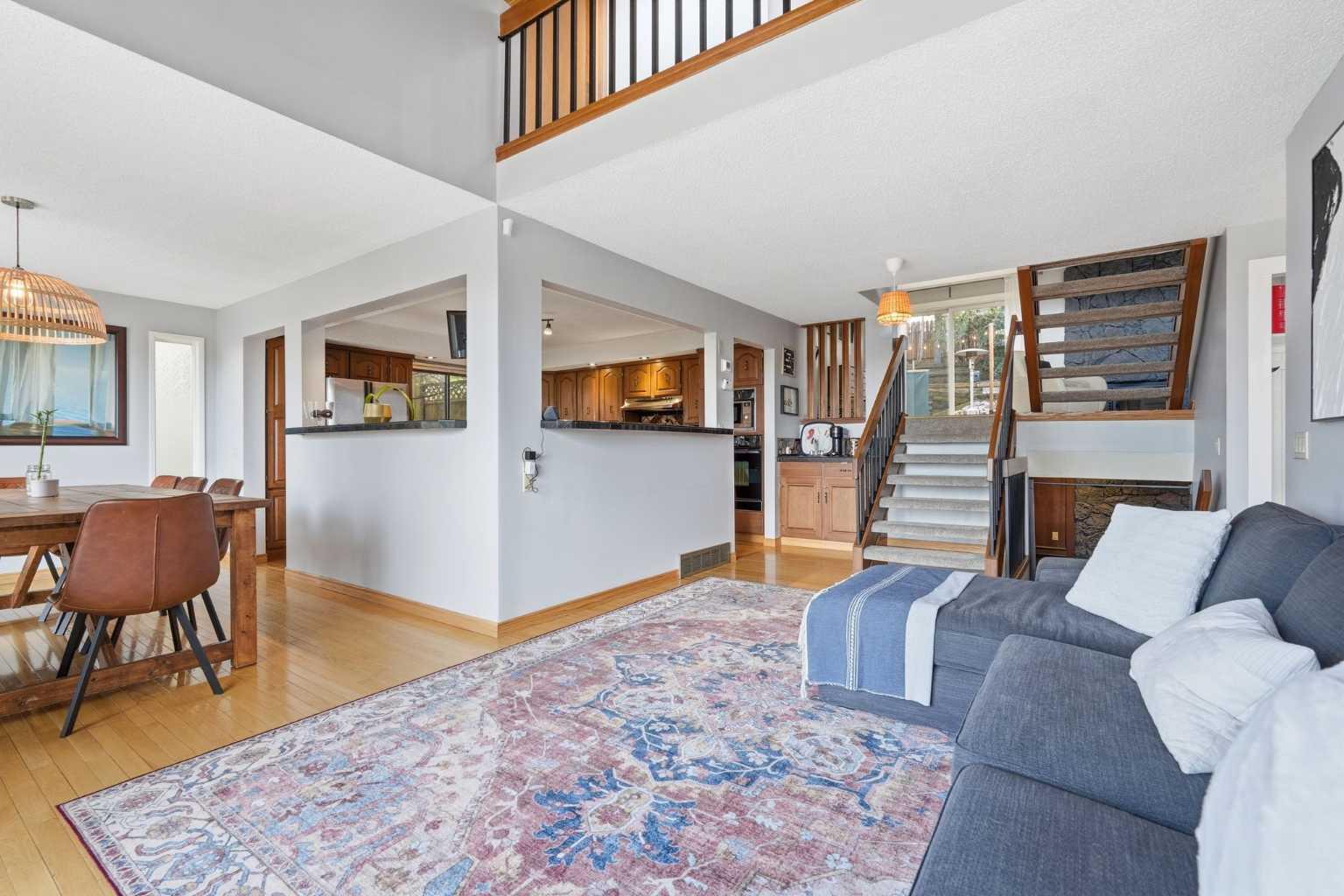 39 Coach Manor Terrace SW