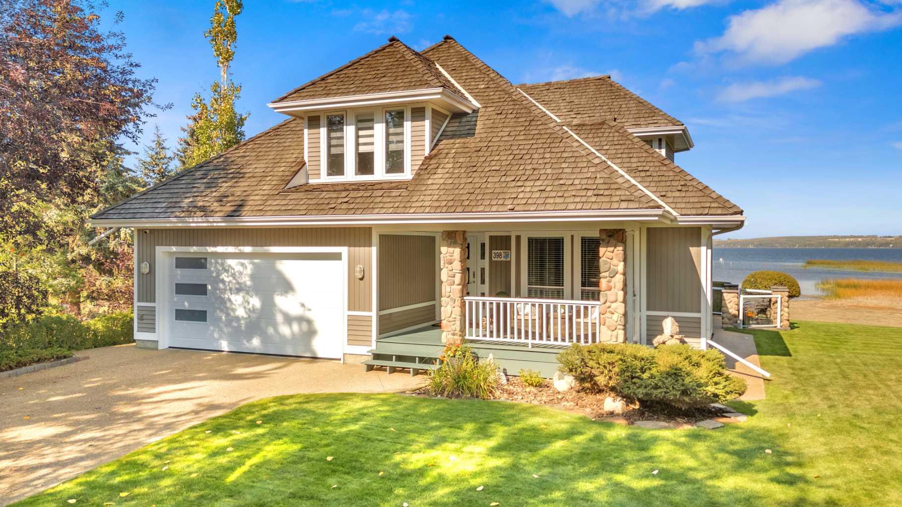 398 Marina Bay Place