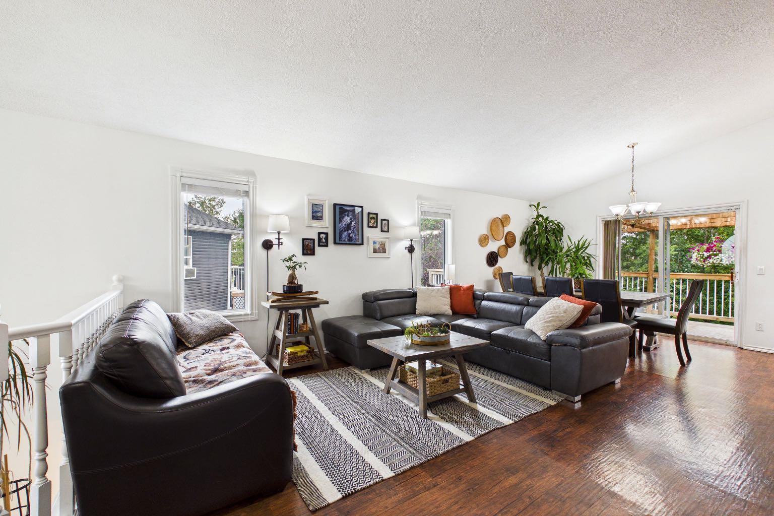 16 Big Springs Mews SE